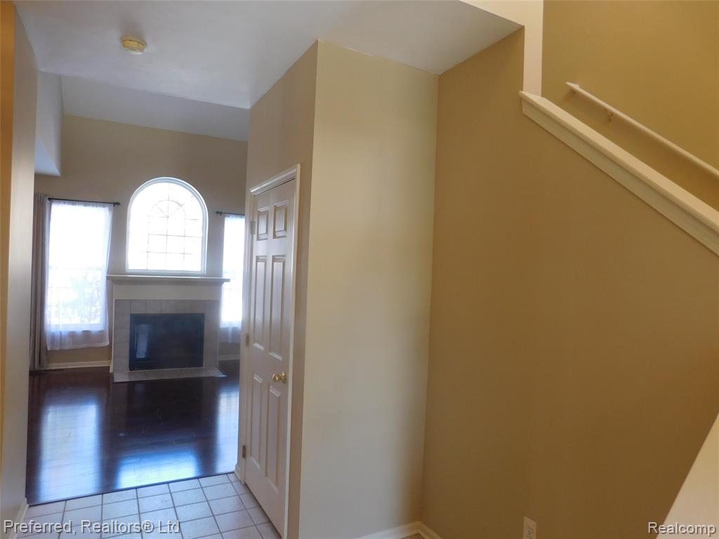 43124 PROVIDENCE Lane, Canton, MI 48188 — Photo 13