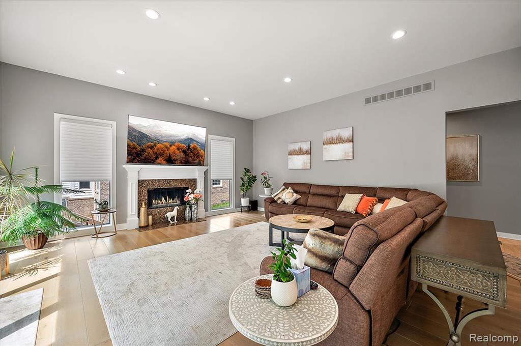 6280 Branford Drive, West Bloomfield, MI — Photo 30