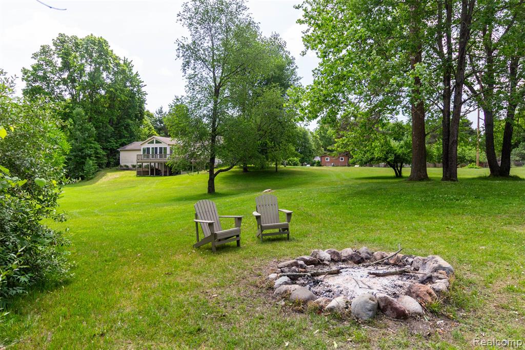 6137 East Street, North Branch, MI 48461 — Photo 45