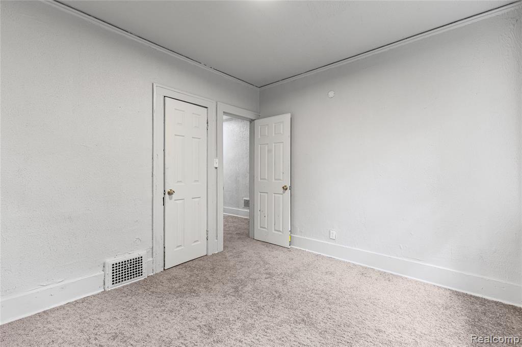 2675 W Buena Vista Street, Detroit, MI 48238 — Photo 13