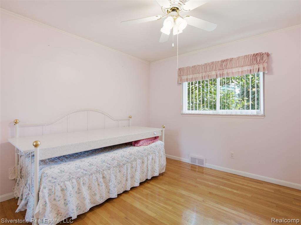 50628 Linda Lane, Utica, MI 48317 — Photo 20