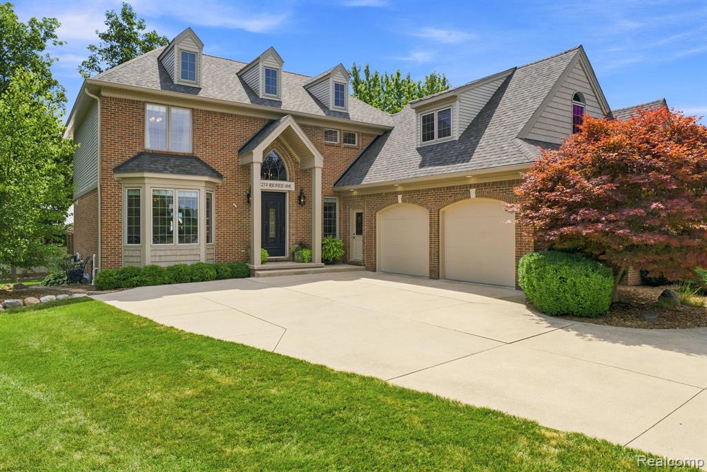 2253 Renee Drive, St. Clair, MI 48079