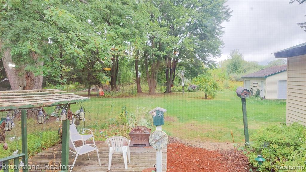 5104 CHESANING Road, Chesaning, MI 48616 — Photo 45