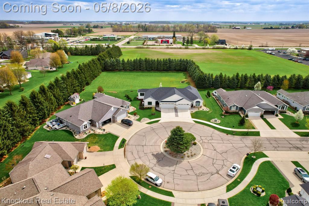 27 Hanover Drive, Frankenmuth, MI 48734 — Photo 61