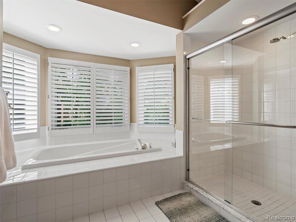 5657 Greenhill Drive, Troy, MI 48098 — Photo 50