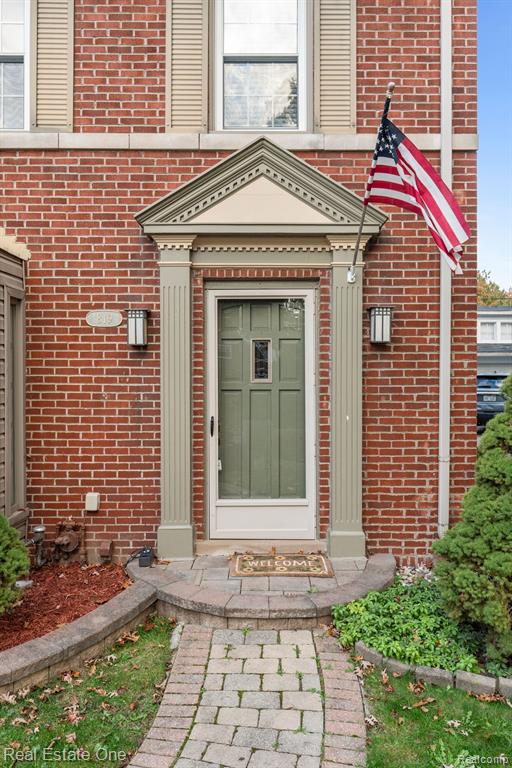 819 S HIGHLAND Street, Dearborn, MI 48124 — Photo 5