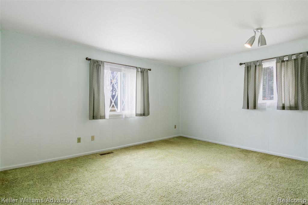 7670 7 Mile Road, Northville, MI, 48167