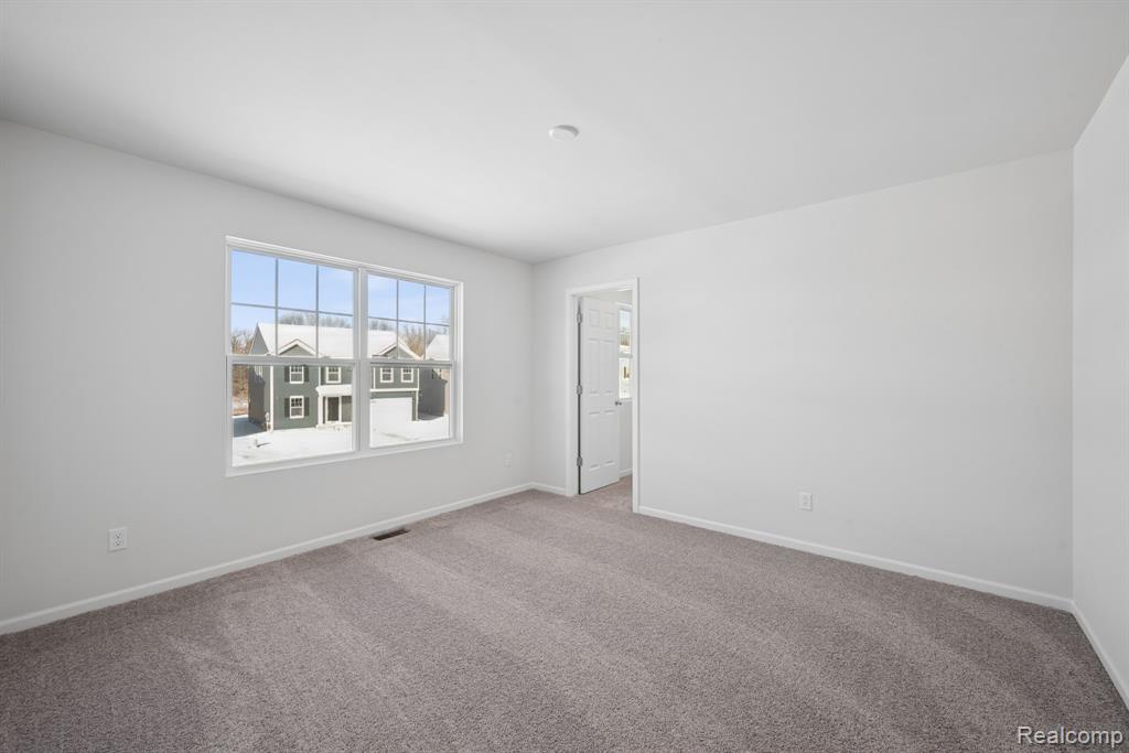 418 Hidden River W, Holly, MI 48442 — Photo 25