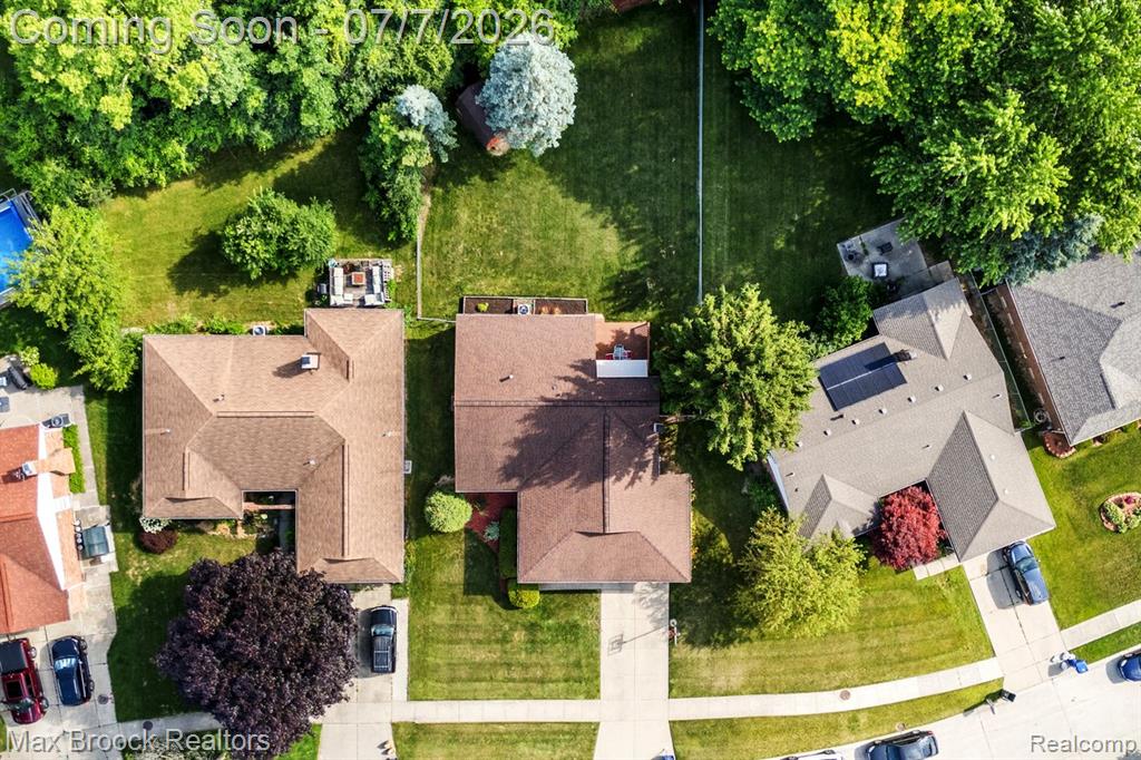 45361 Indian Creek Drive, Canton, MI 48187 — Photo 42