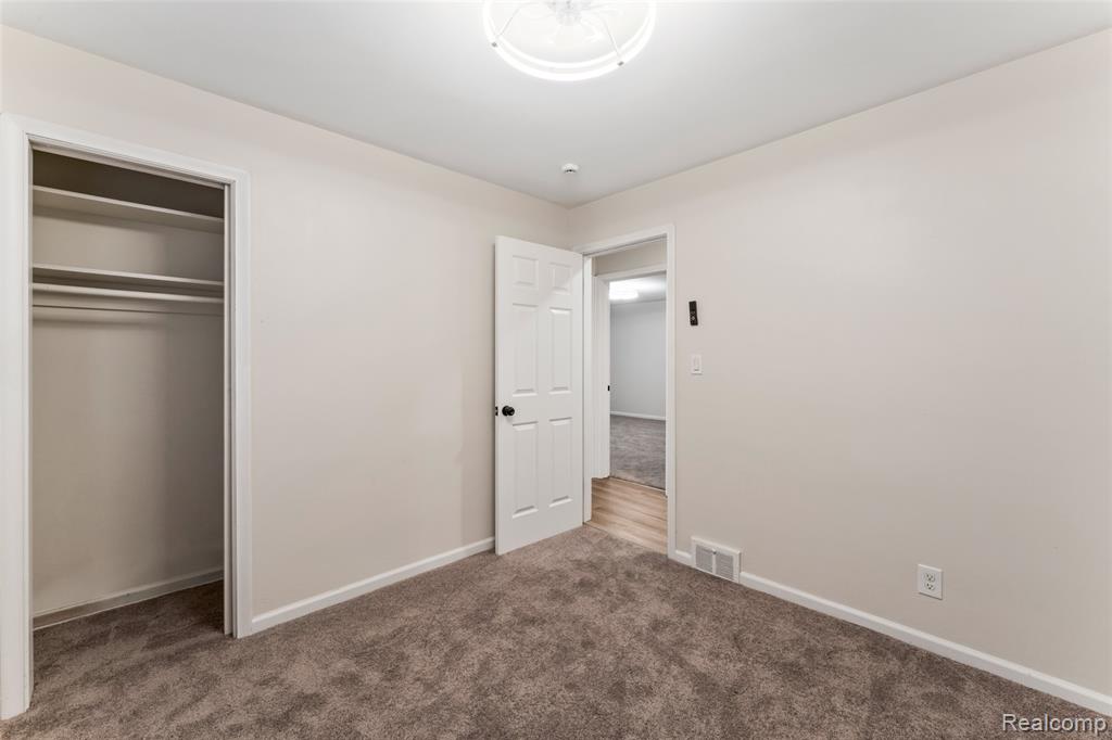 19300 Greydale Avenue, Detroit, MI 48219 — Photo 26