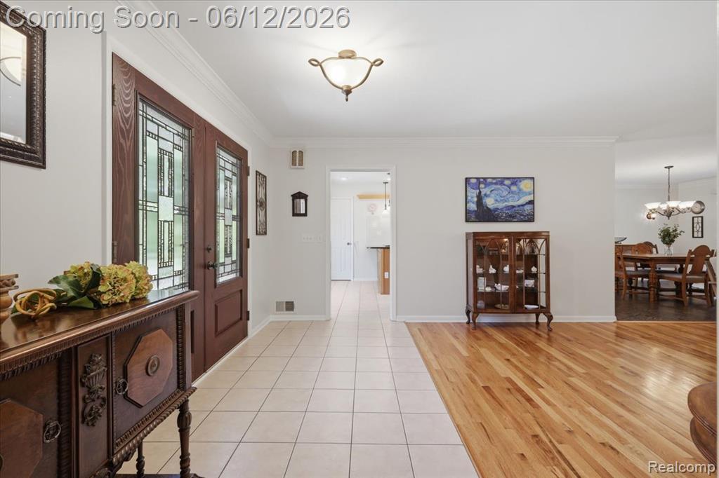 5048 Tree Hill Road, Grand Blanc, MI 48439 — Photo 9