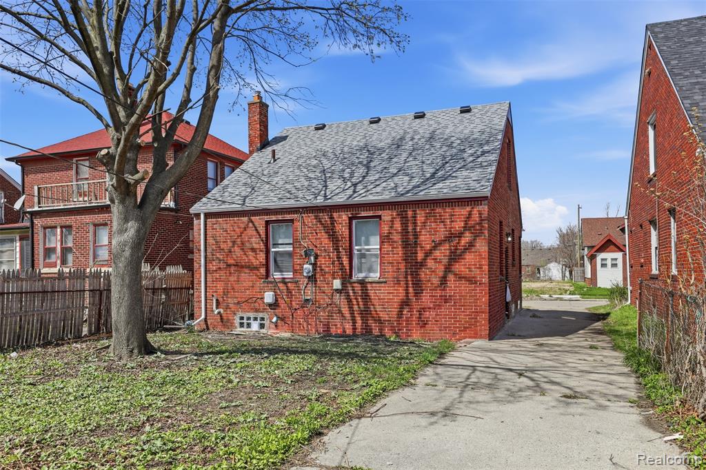7474 E Robinwood Street, Detroit, MI 48234 — Photo 26