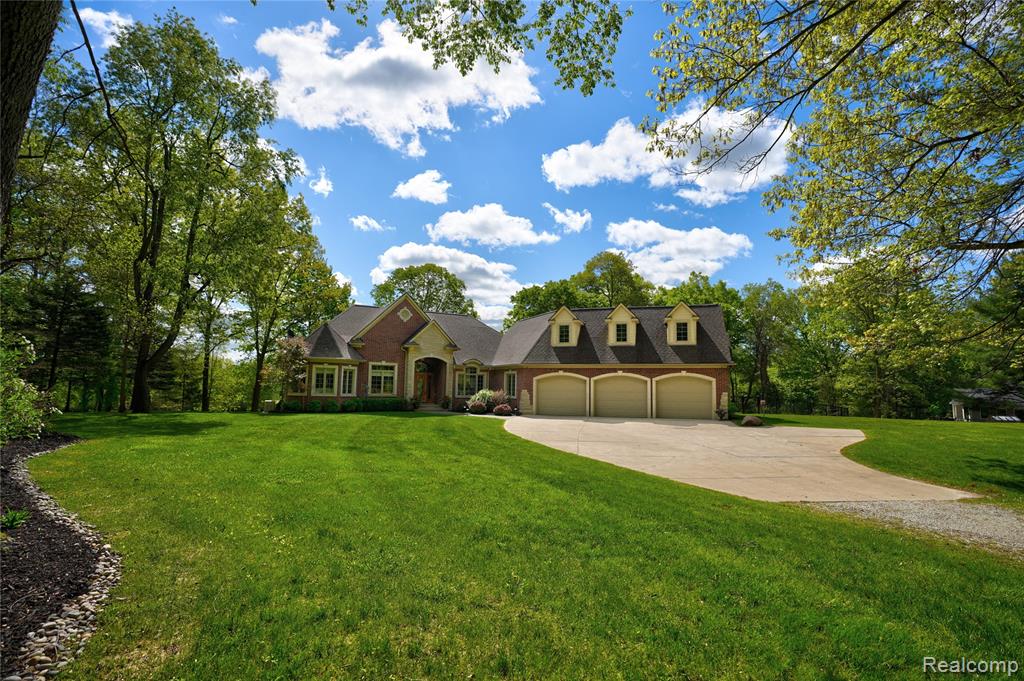 3074 POND Road, Leonard, MI 48367 — Photo 50