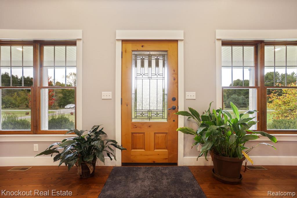 9351 Lange Road, Birch Run, MI 48415 — Photo 12