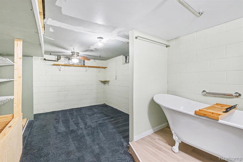 5199 Lapeer Road, Burton, MI 48509 — Photo 14