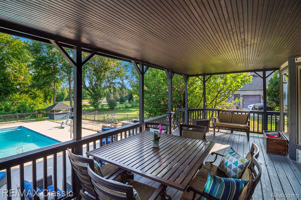 4020 Pine Ridge Court, Fenton, MI 48430 — Photo 28
