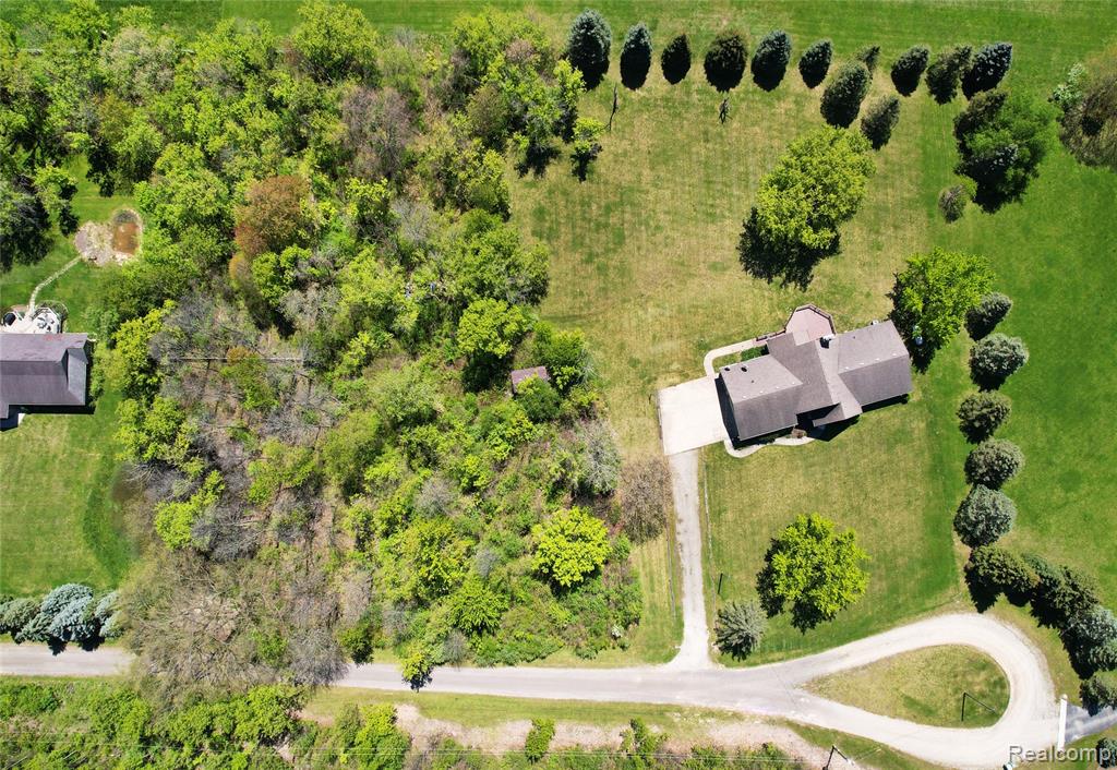 53183 Maranatha Lane, Milford, MI — Photo 4