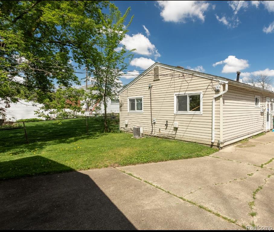 4144 NORBERT Avenue, Warren, MI 48091 — Photo 24