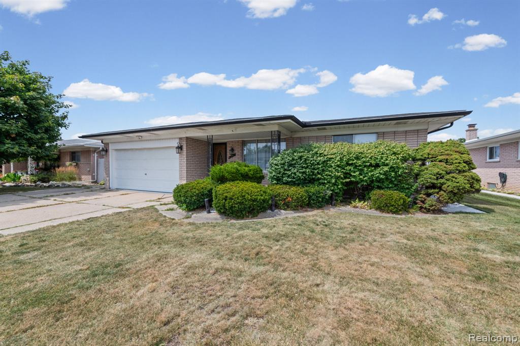 Property photo for 3647 Veronica Drive, Sterling Heights, MI 48310