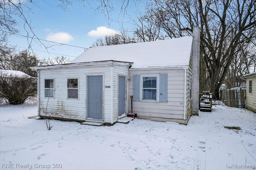 4928 Hughes Road, Lansing, MI 48910 — Photo 5