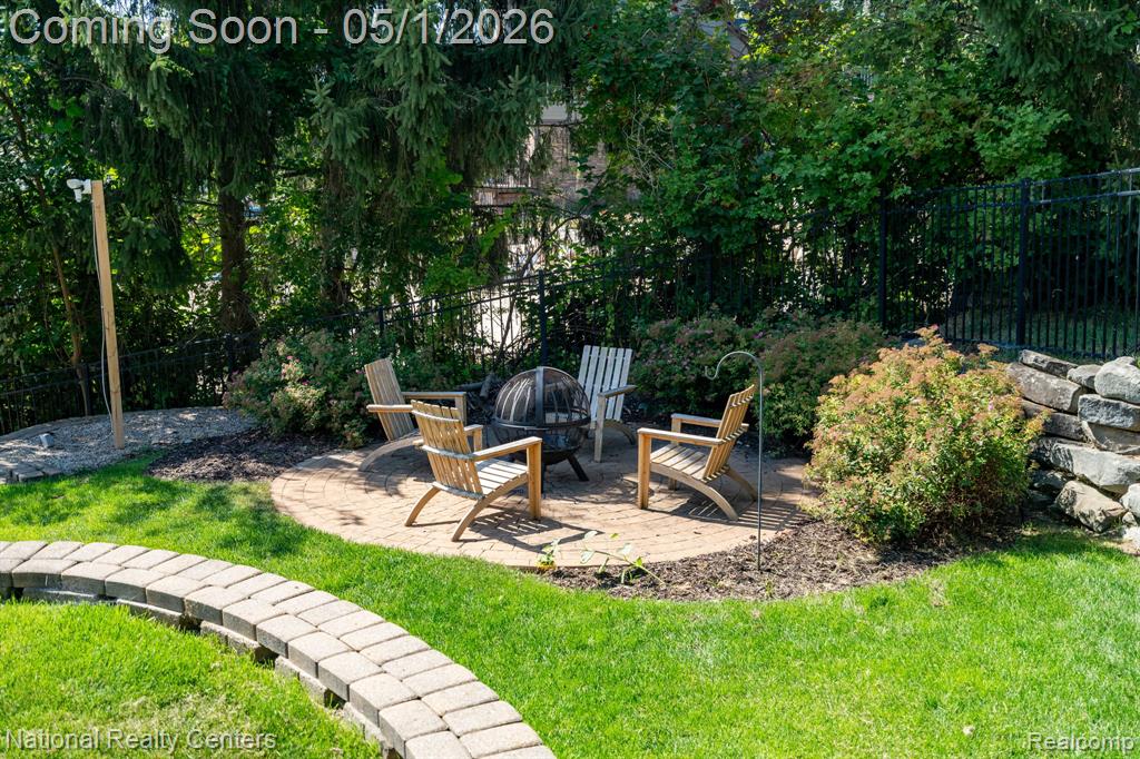 542 Bay Pointe Drive, Oxford, MI 48371 — Photo 45