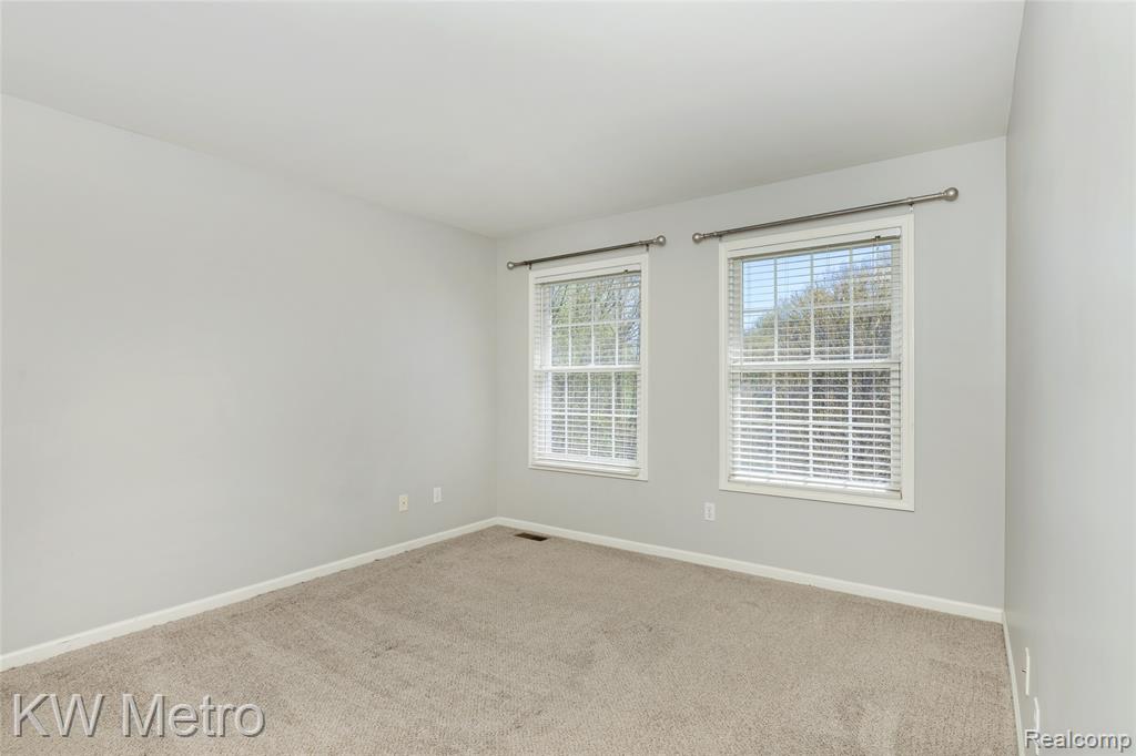 788 EAGLE Drive, Fenton, MI 48430 — Photo 18