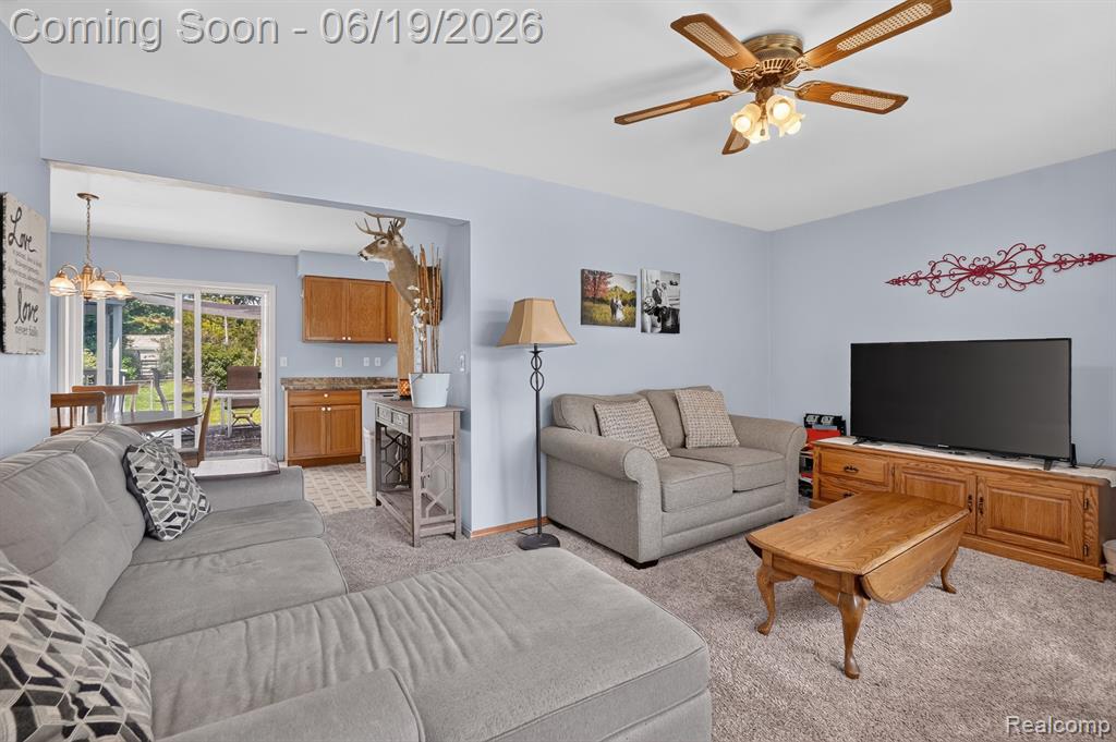5404 Durwood Drive, Swartz Creek, MI 48473 — Photo 5