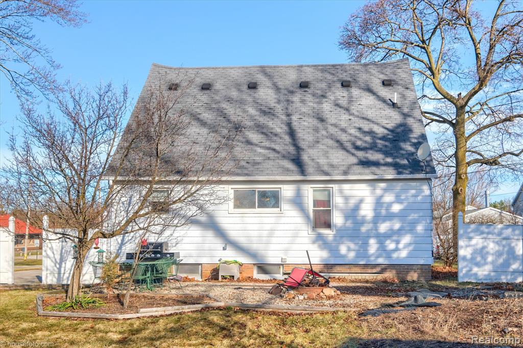 238 E Nepessing Street, Lapeer, MI 48446 — Photo 40
