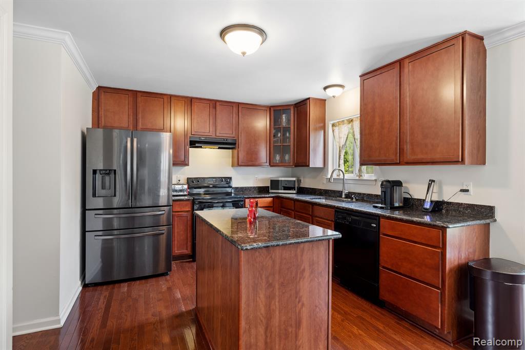 8844 Somerset Lane, Ypsilanti, MI 48198 — Photo 9