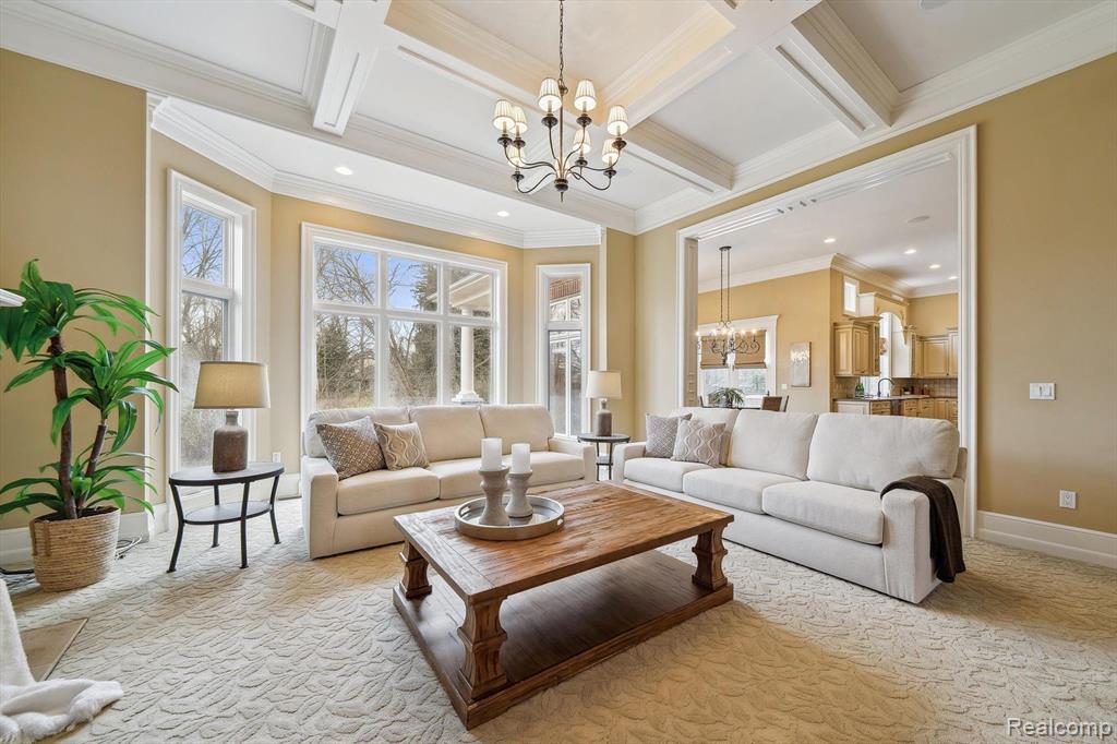 810 HIGHWOOD Drive, Bloomfield Hills, MI 48304 — Photo 8