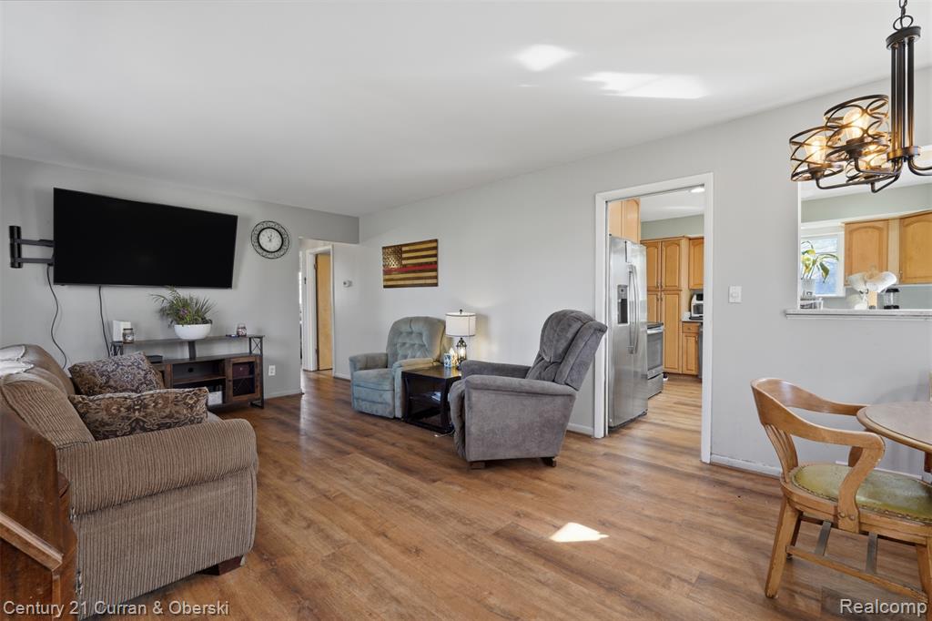 543 McMunn Street, South Lyon, MI 48178 — Photo 4