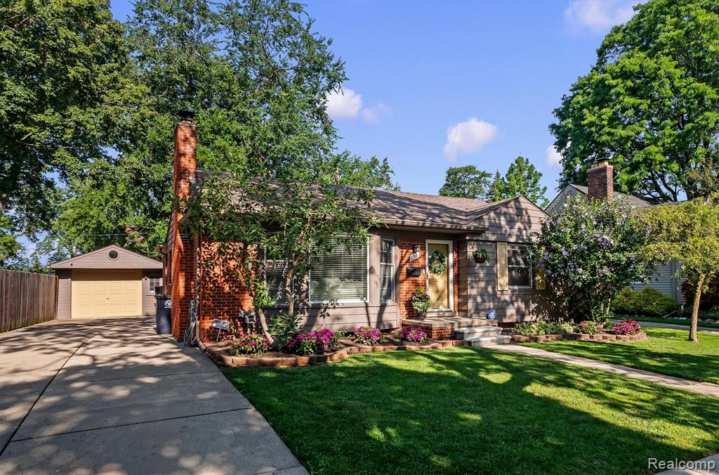 803 Oakridge Avenue, Royal Oak, MI 48067 — Photo 6