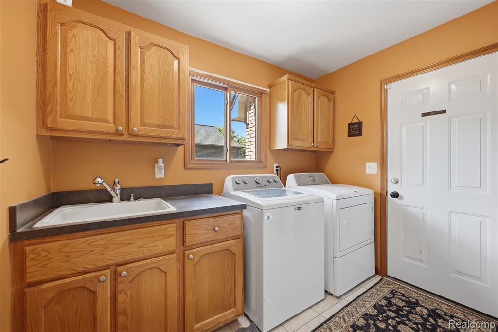 35724 Saint Clair Drive, New Baltimore, MI 48047 — Photo 23