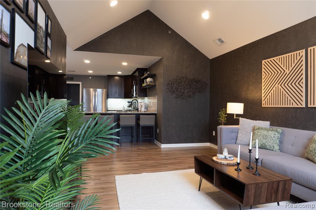 7852 Marie Drive, 86, Shelby Twp, MI 48316 — Photo 11