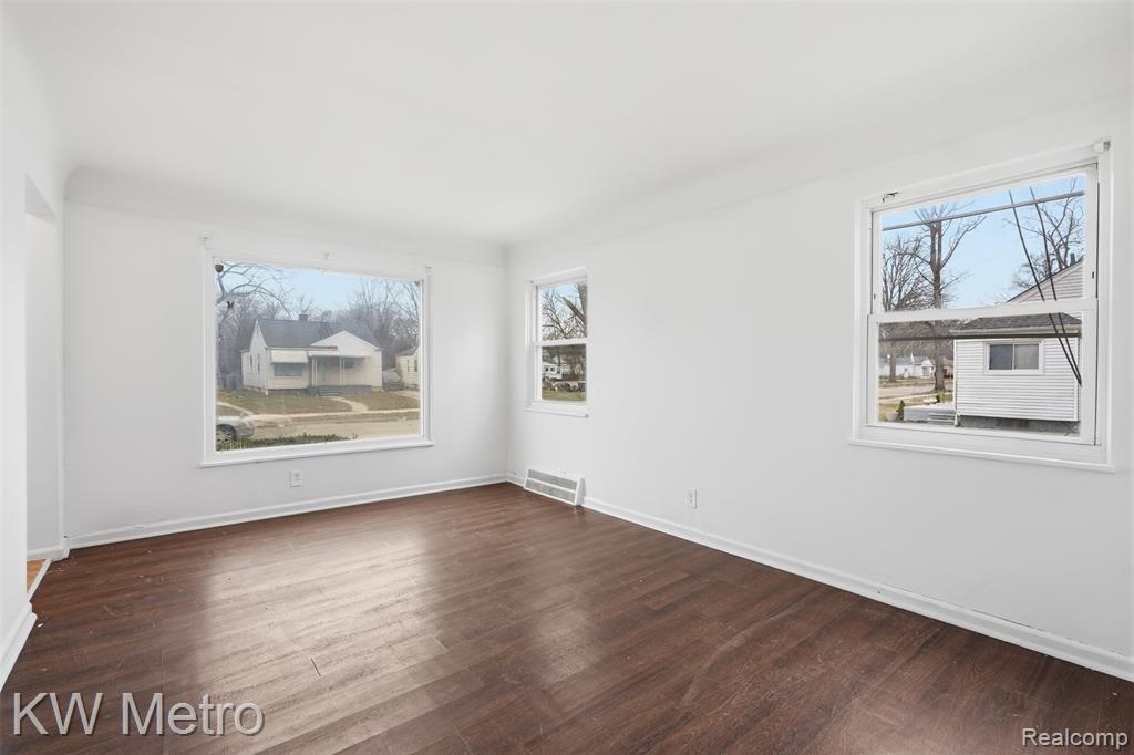 19848 Winston Street, Detroit, MI 48219 — Photo 3