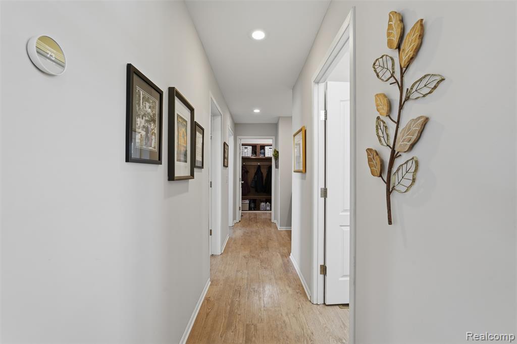 11112 Hickory Tree Court, South Lyon, MI 48178 — Photo 13