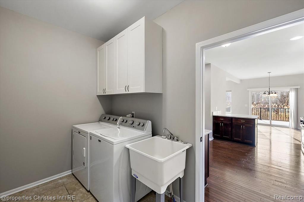 6510 Leigh Hollow Road, West Bloomfield, MI — Photo 15