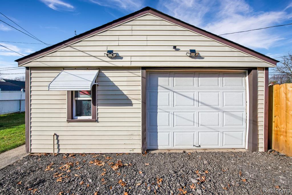 6850 BEECH DALY Road, Taylor, MI 48180 — Photo 13