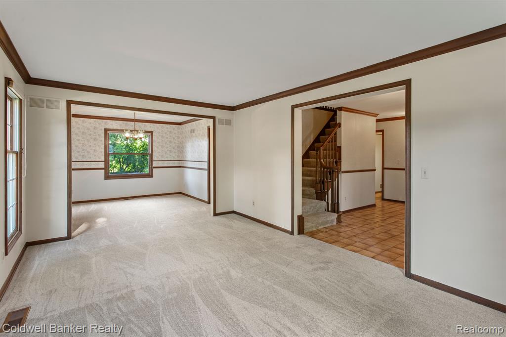 16235 WINCHESTER Drive, Northville, MI 48168 — Photo 13