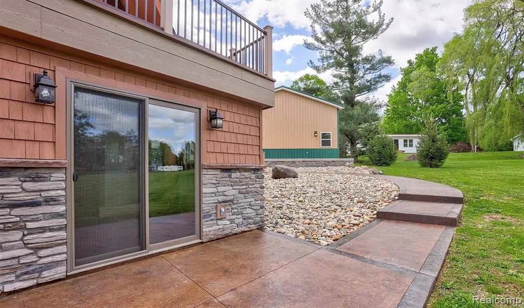 255 Peterman Avenue, Crystal, MI 48818 — Photo 31