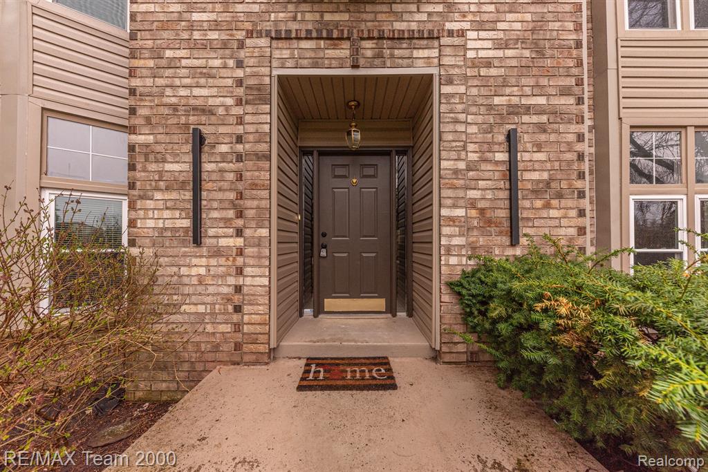 17148 PON VALLEY Drive, Northville, MI 48168 — Photo 8