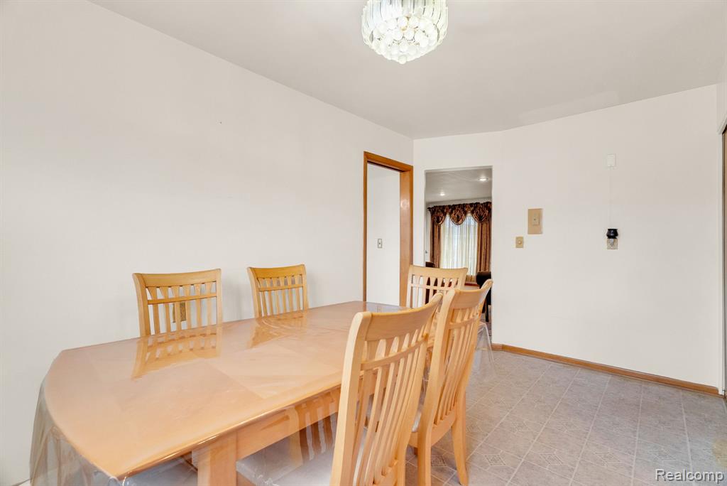 8331 Stanley Drive, Warren, MI 48093 — Photo 10