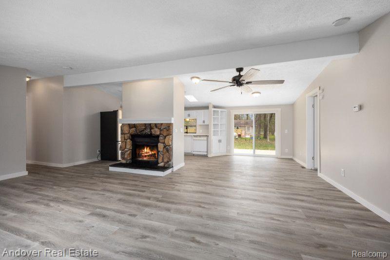 8958 CHIPPEWA Trail, Howard City, MI 49329 — Photo 4
