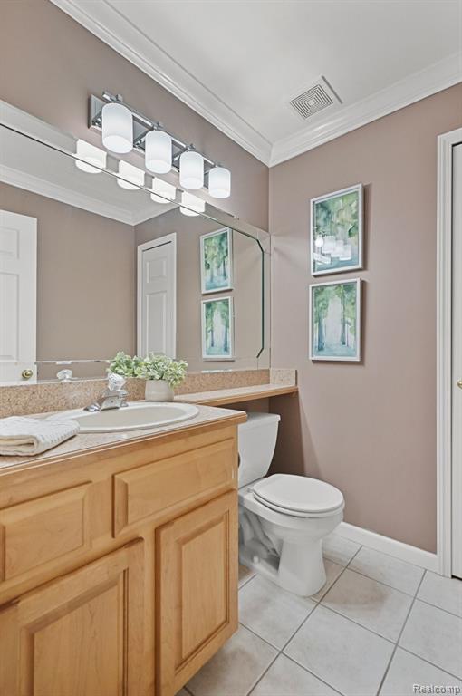 55511 BOARDWALK Drive, Shelby Twp, MI 48316 — Photo 13
