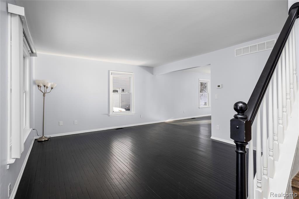 8872 Lagoon Drive, Brighton, MI 48116 — Photo 5