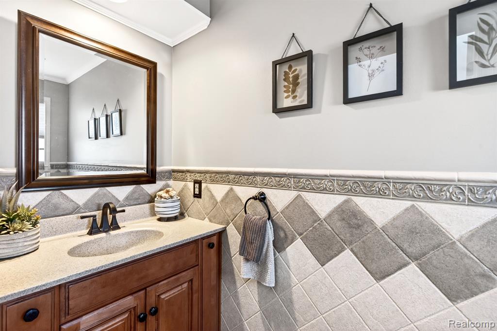16853 Aspen Way, Southgate, MI 48195 — Photo 17