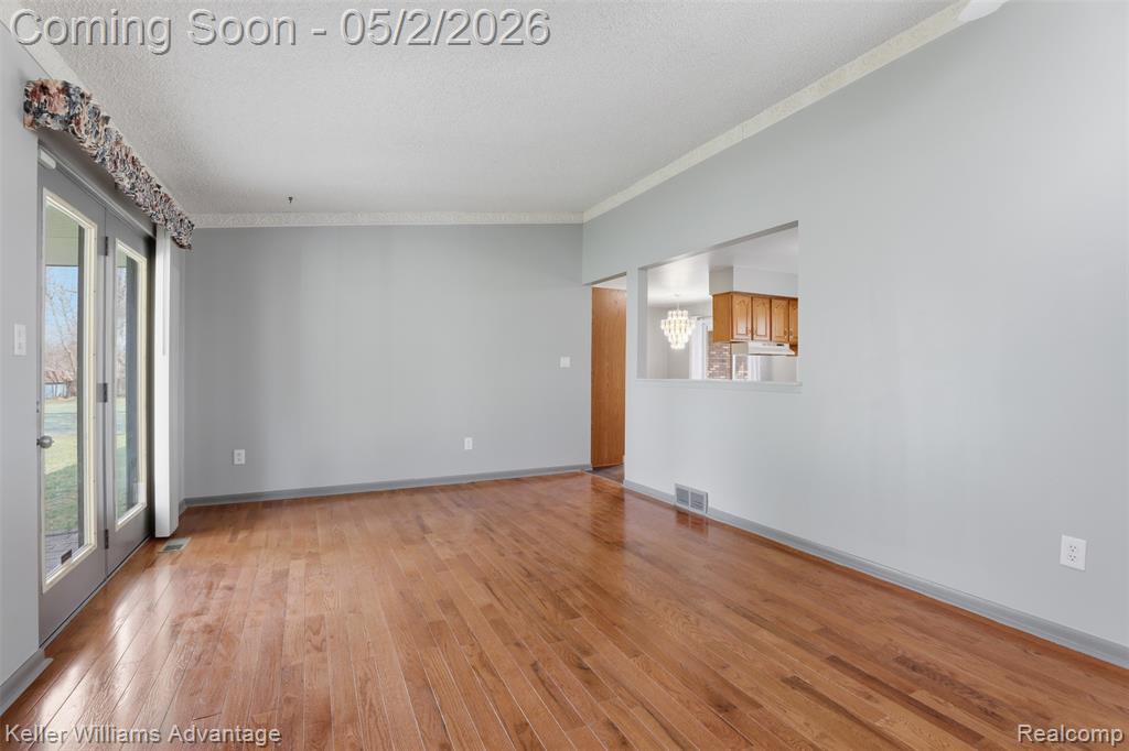 28800 Sibley Road, Romulus, MI 48174 — Photo 9