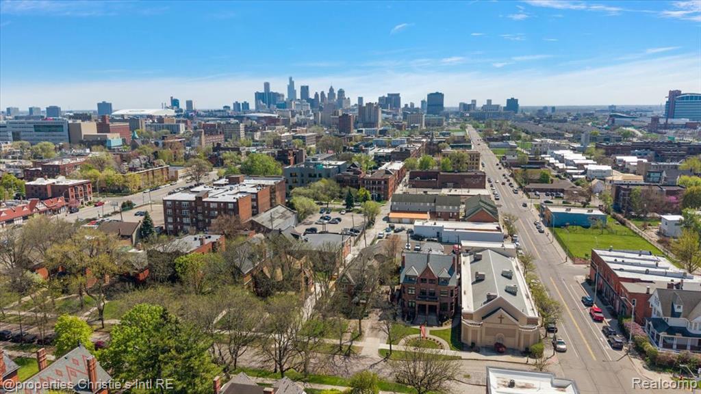 691 W CANFIELD Street - Photo 4