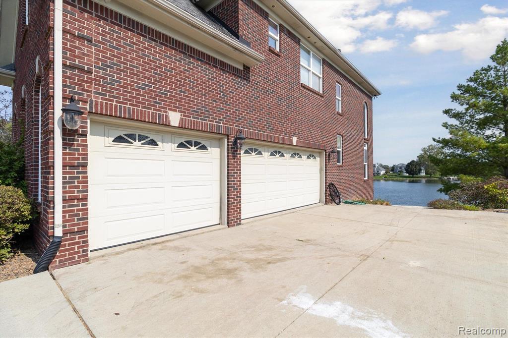 1858 SANDY SHORES Drive, Oxford, MI 48371 — Photo 57