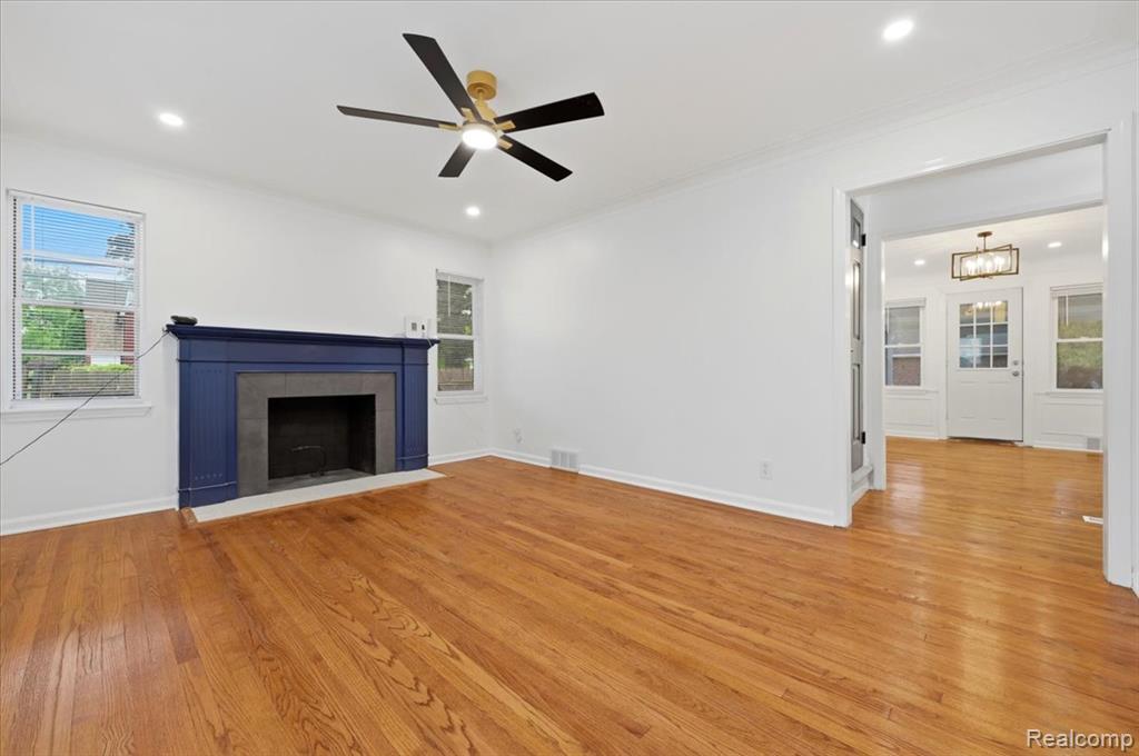 15376 Gilchrist Street, Detroit, MI 48227 — Photo 4